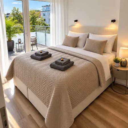 Zentrales Penthouse Mit Grosser Dachterrasse Und Domblick Parkplatz Inklusive Appartement