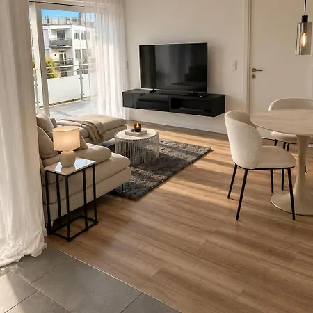 Appartement Zentrales Penthouse Mit Grosser Dachterrasse Und Domblick Parkplatz Inklusive